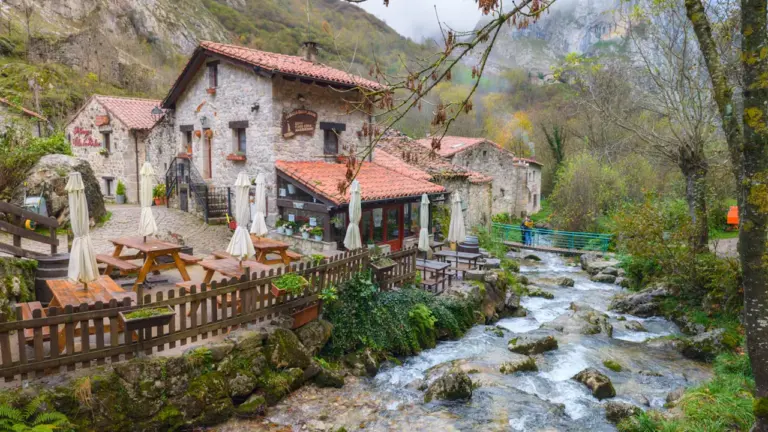 Cuatro paseos devuelven las leyendas a Miranda de Ebro