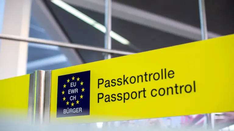 EES en Schengen: cómo afecta a españoles con acompañantes