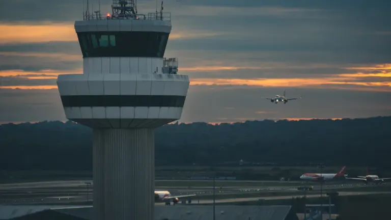 ETA para Reino Unido: controles antes de volar desde España
