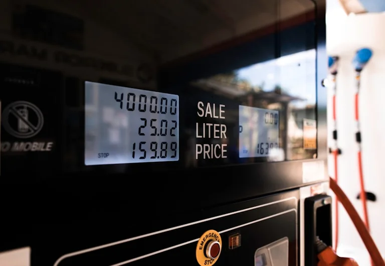 Gasolina barata: calcula si compensa desviarte