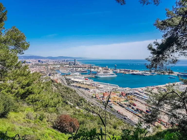 Gasolina y diésel: calcula el coste real de tu ruta en España
