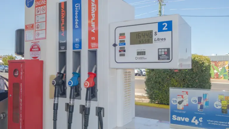 Gasolina y diésel: calcula si compensa desviarte