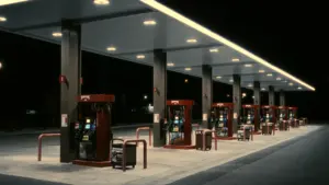 Gasolina y diésel: cuándo compensa salir de la ruta