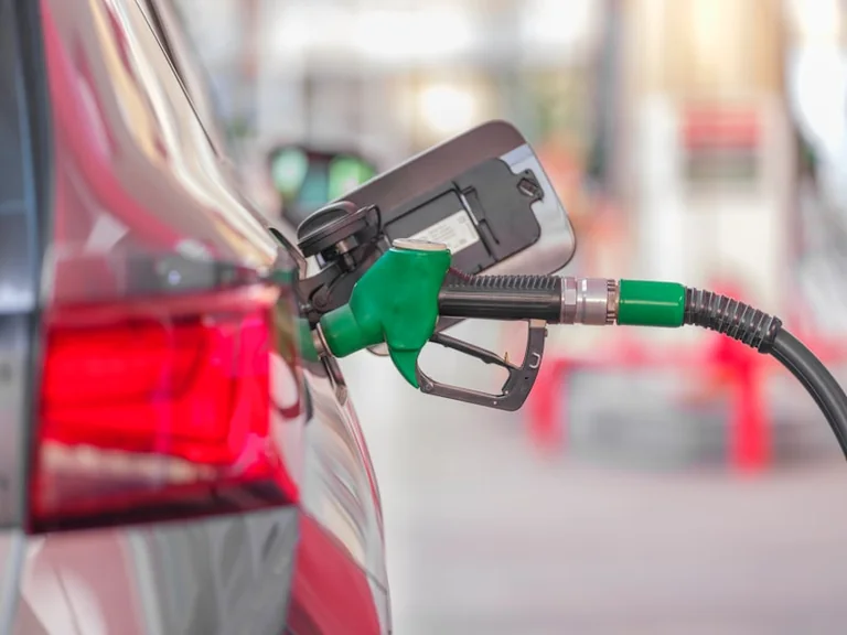 Gasolina y diésel en España: calcula el coste real