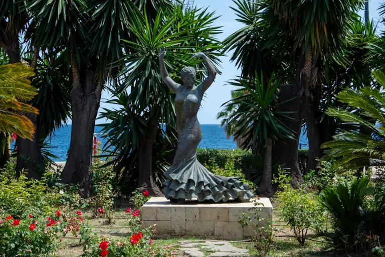 Marbella abre una semana cultural con tres planes distintos