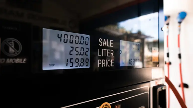 Precios del combustible 2026: cómo ahorrar en tus desplazamientos