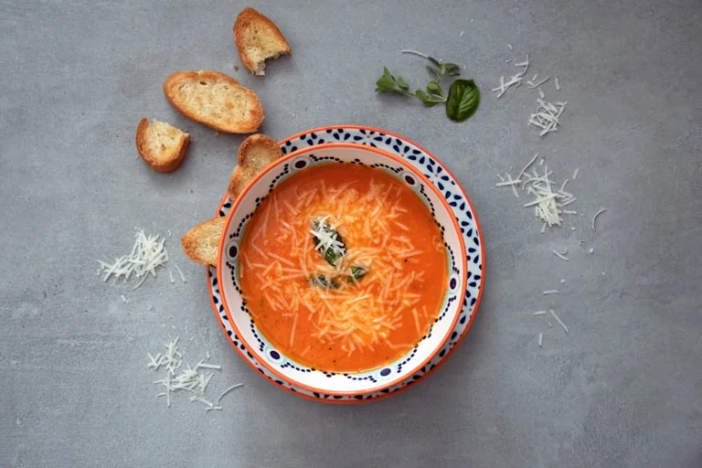 Receta de salmorejo cordobés: el equilibrio perfecto de tomate y aceite