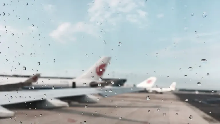 Seguro de viaje ante huracanes: qué revisar antes de volar