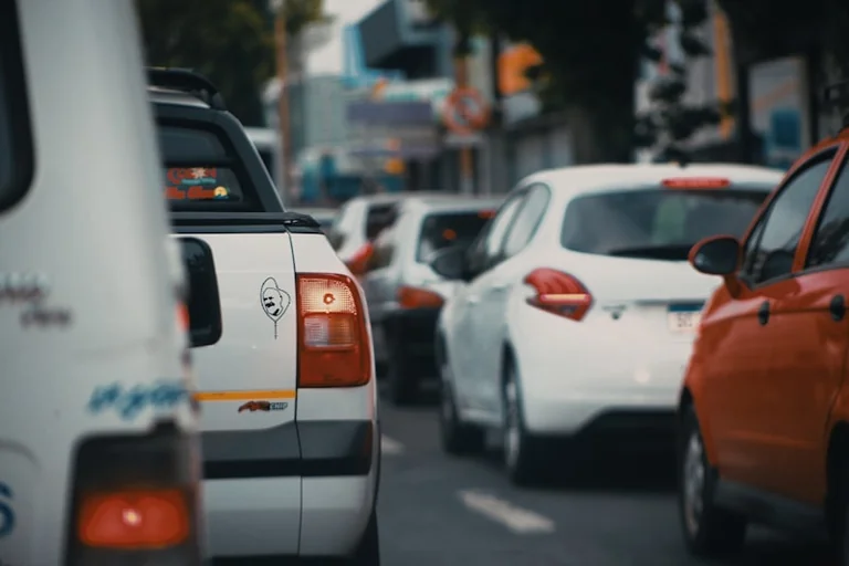 Tráfico y avisos este 30 de agosto: revisa tu ruta al volver