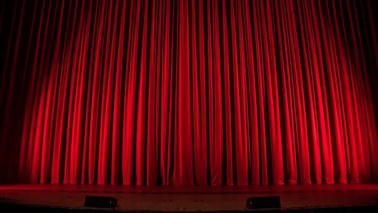 Águilas mezcla ópera, humor y magia en su otoño cultural