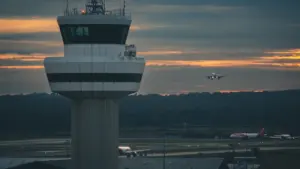 ETA para viajar al Reino Unido: cuatro controles antes del vuelo