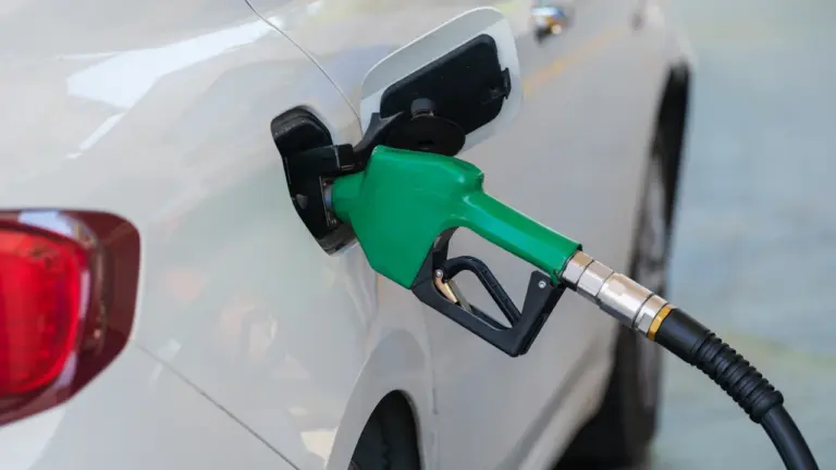 Cómo comparar gasolina y diésel antes de repostar en España