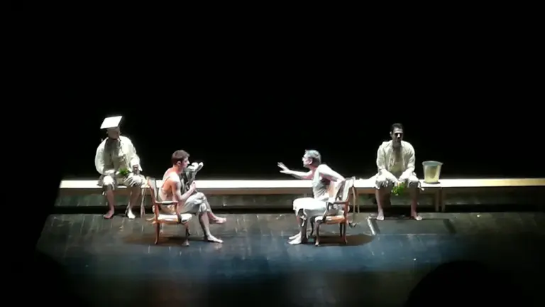 La comedia del apocalipsis reunió a tres actores en Algeciras