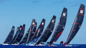 La vela de élite llega gratis a la costa de València en octubre