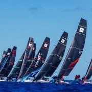 La vela de élite llega gratis a la costa de València en octubre